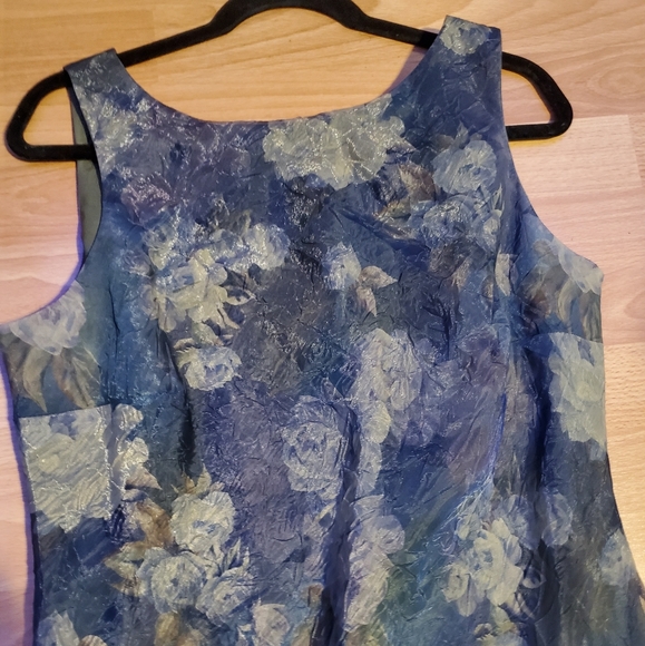 Beautiful vintage floral gown - Picture 5 of 6